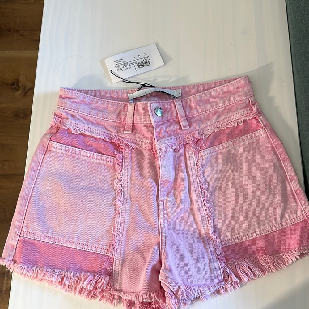 Beautiful pink shorts size 36 new with tags